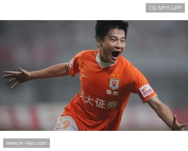 辽宁铁人冲超成功，李金羽执教成效显著