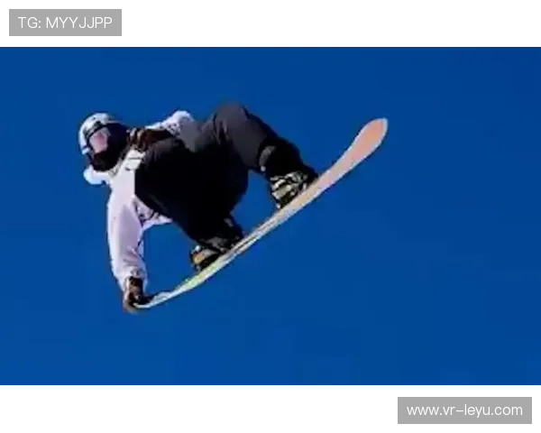 苏翊鸣训练完成背靠背1980动作，世界杯北京站夺冠